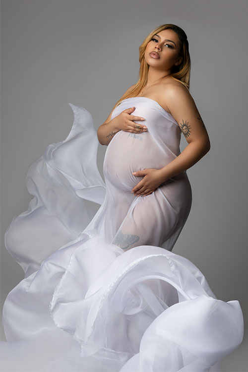 D2D Focus by Bonnie-Love, MD, DC and VA Area Maternity Photographer, Hanging Pose