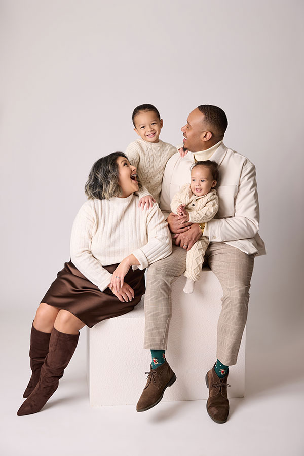 Bowie MD family photography session with stylish family
